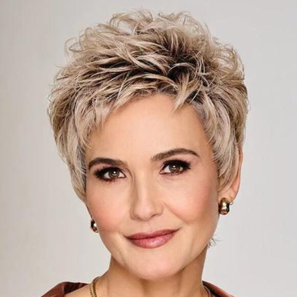 RAQUEL WELCH STRAIGHT CHIC (PETITE/AVERAGE) in SS8/29 Shaded Hazelnut - Picture 8 of 8